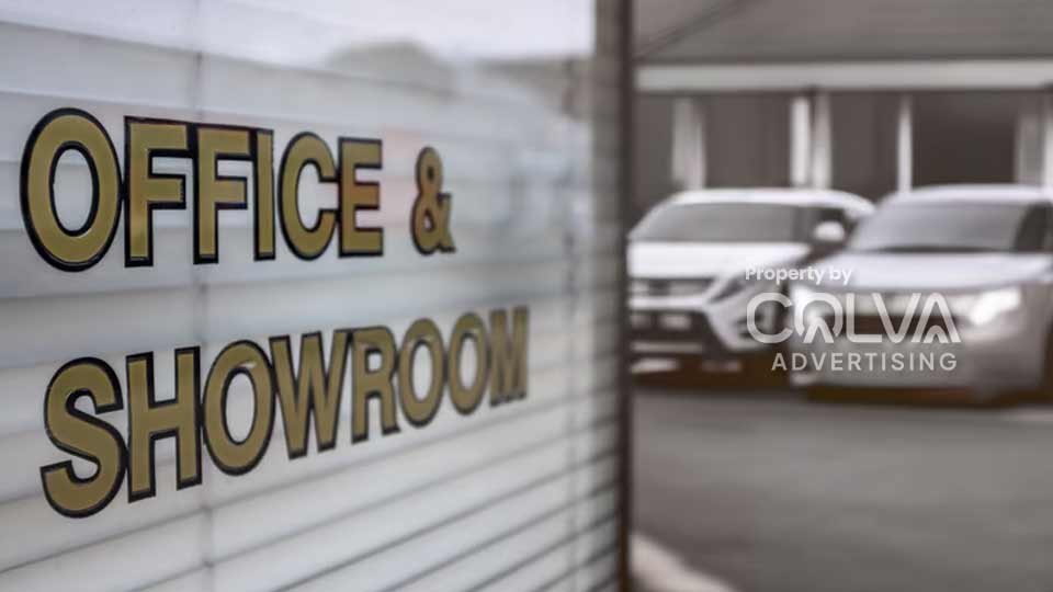 aturan pencahayaan signage usaha